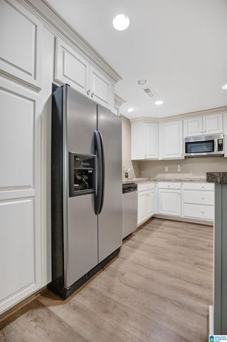 245 ROME BEAUTY CIRCLE, Oxford, AL 36203