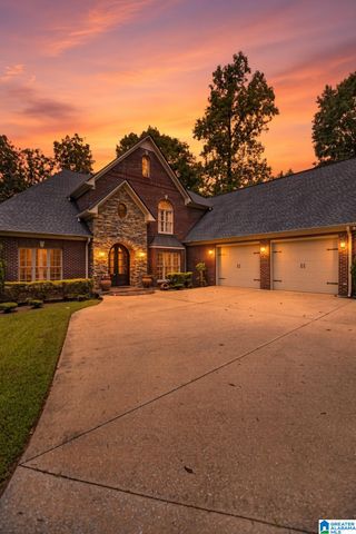 245 ROME BEAUTY CIRCLE, Oxford, AL 36203