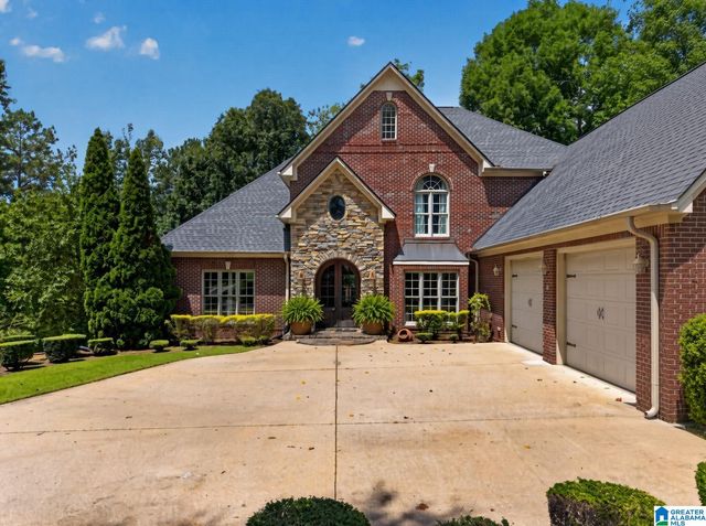 245 ROME BEAUTY CIRCLE, Oxford, AL 36203