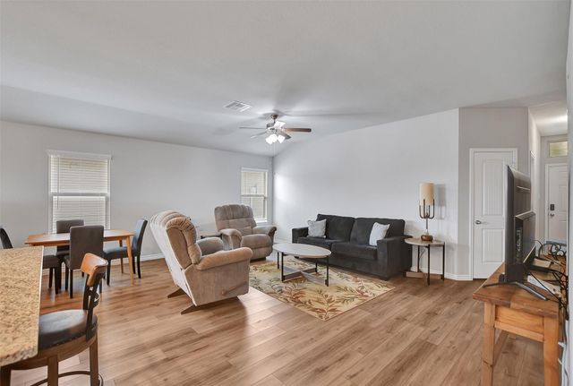 909 Davy Street, Brenham, TX 77833