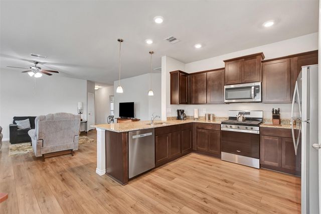 909 Davy Street, Brenham, TX 77833