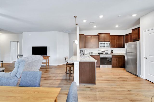 909 Davy Street, Brenham, TX 77833