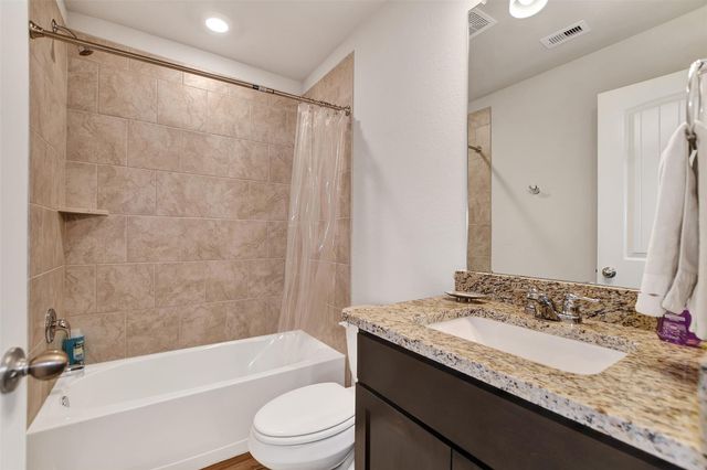 909 Davy Street, Brenham, TX 77833