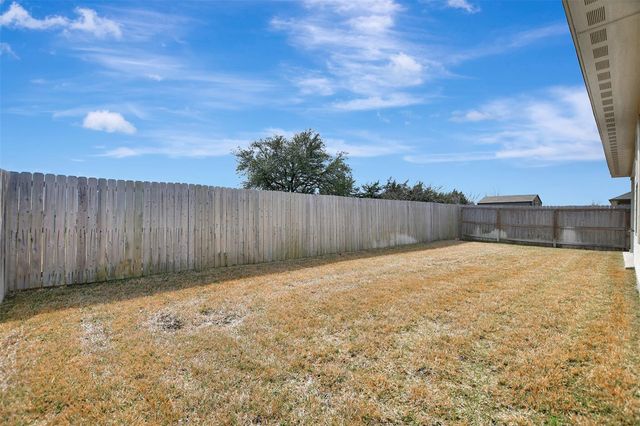 909 Davy Street, Brenham, TX 77833
