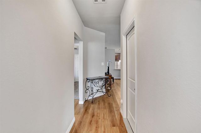 909 Davy Street, Brenham, TX 77833