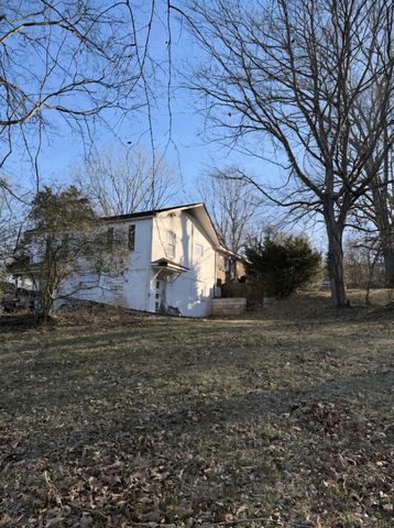 303 W Hardin Dr, Columbia, TN 38401