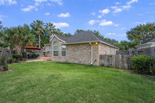 21302 Wooded Lake Court, Richmond, TX 77407