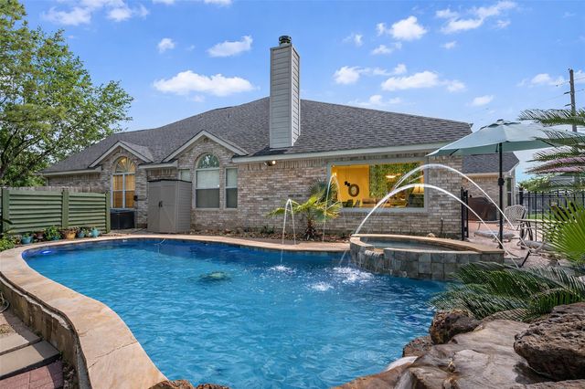 21302 Wooded Lake Court, Richmond, TX 77407