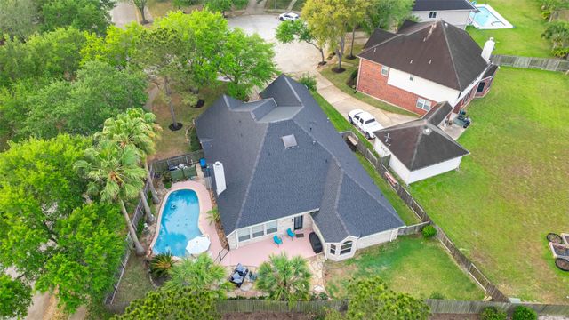 21302 Wooded Lake Court, Richmond, TX 77407