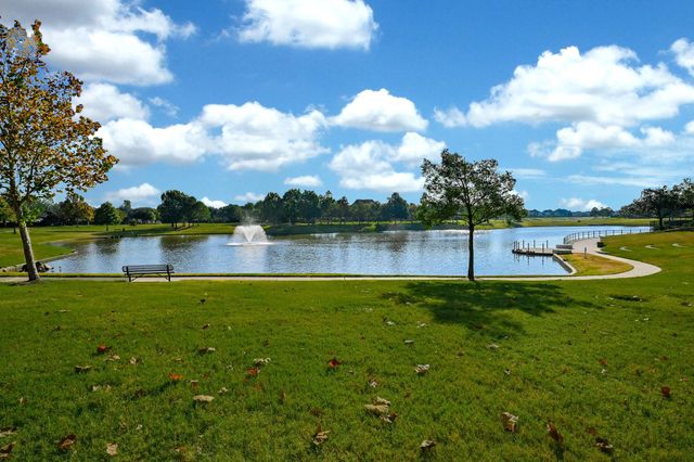 21302 Wooded Lake Court, Richmond, TX 77407