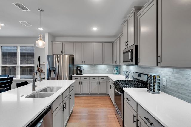 8916 Horse Herd Drive, Fort Worth, TX 76123