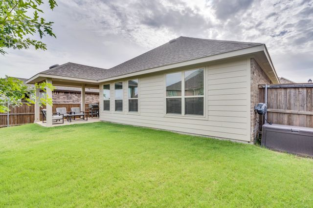 8916 Horse Herd Drive, Fort Worth, TX 76123