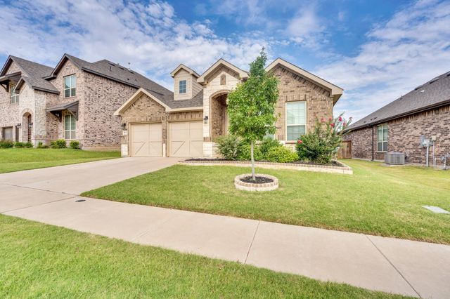 8916 Horse Herd Drive, Fort Worth, TX 76123