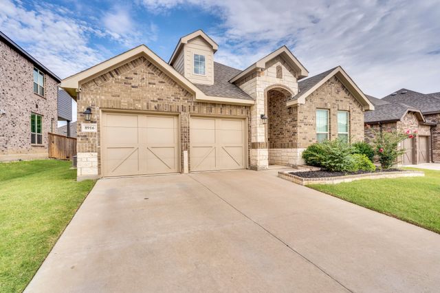 8916 Horse Herd Drive, Fort Worth, TX 76123