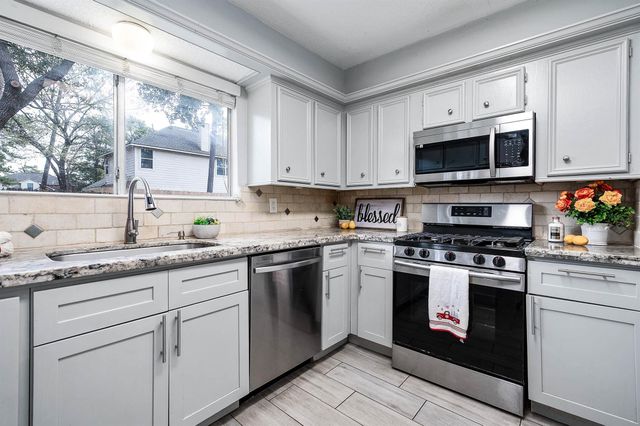 11910 Pondwood Drive, Cypress, TX 77429