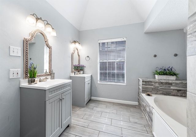 11910 Pondwood Drive, Cypress, TX 77429