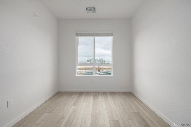 6153 N Ceylon Street 202, Aurora, CO 80019