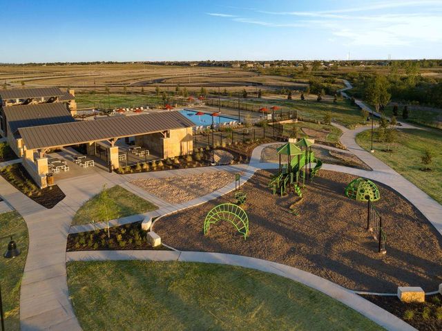 222 Betsy RD, Hutto, TX 78634
