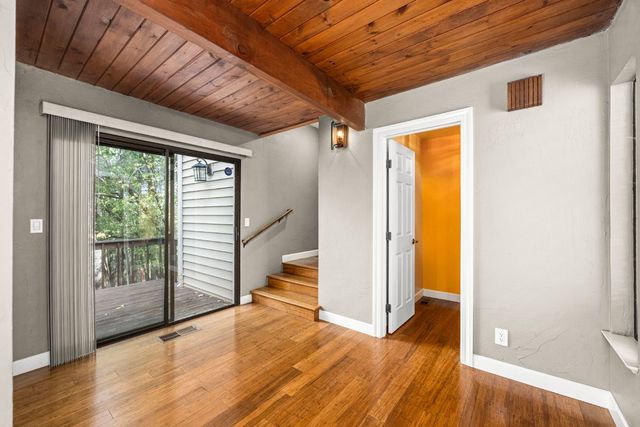 1942 Blue Bell Ct, Cool, CA 95614