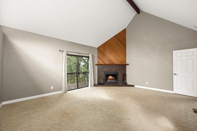 1942 Blue Bell Ct, Cool, CA 95614