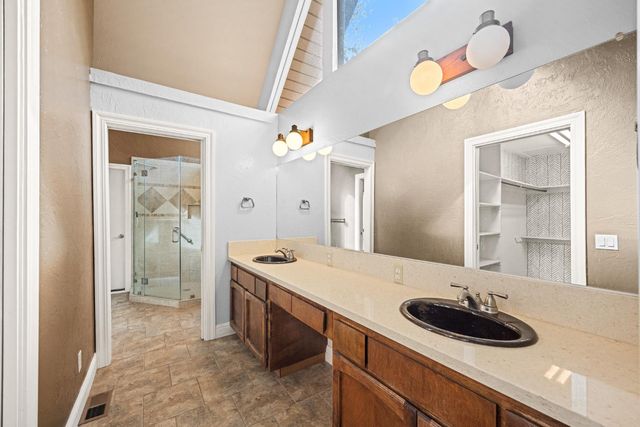 1942 Blue Bell Ct, Cool, CA 95614