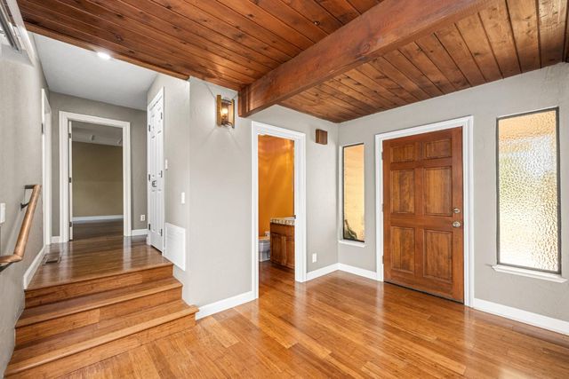 1942 Blue Bell Ct, Cool, CA 95614