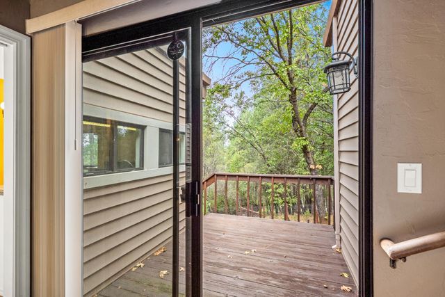 1942 Blue Bell Ct, Cool, CA 95614