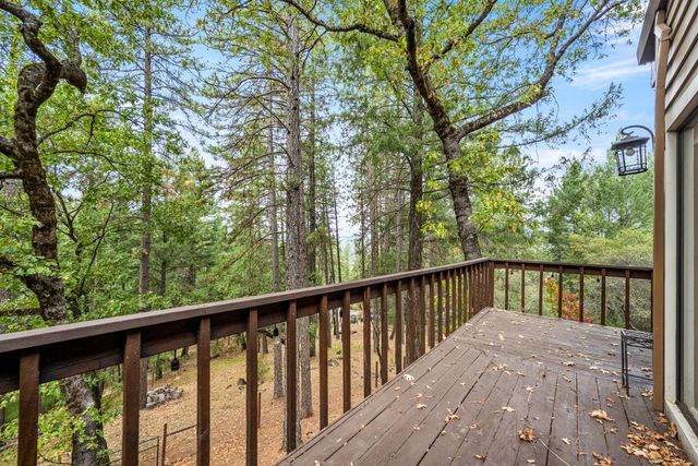 1942 Blue Bell Ct, Cool, CA 95614