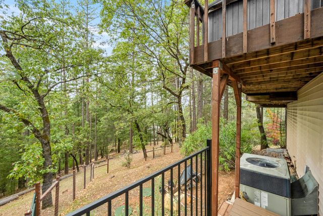 1942 Blue Bell Ct, Cool, CA 95614