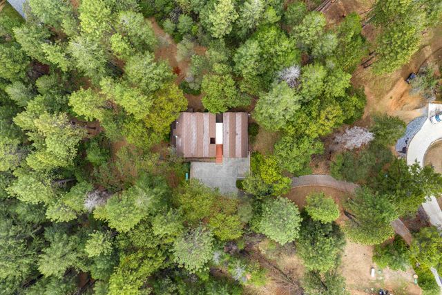 1942 Blue Bell Ct, Cool, CA 95614