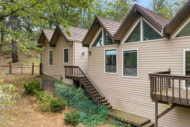 1942 Blue Bell Ct, Cool, CA 95614