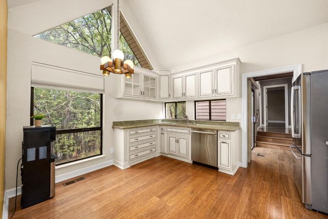 1942 Blue Bell Ct, Cool, CA 95614