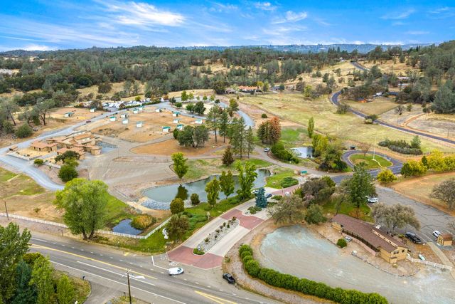 1942 Blue Bell Ct, Cool, CA 95614