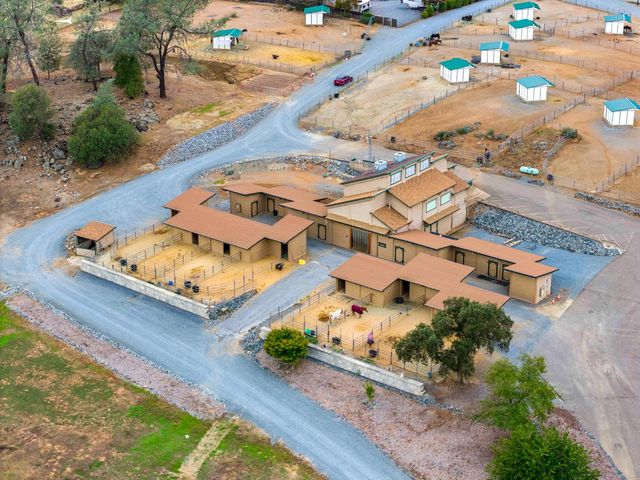 1942 Blue Bell Ct, Cool, CA 95614