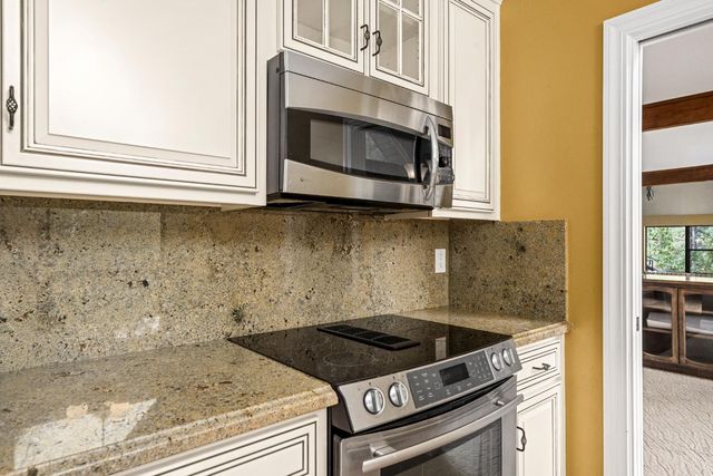 1942 Blue Bell Ct, Cool, CA 95614