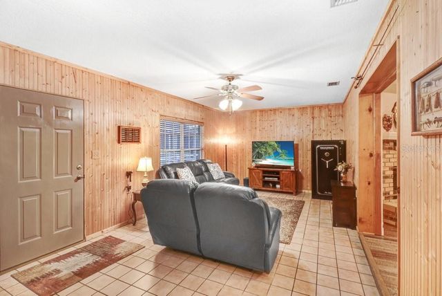 13221 TOM GALLAGHER ROAD, Dover, FL 33527