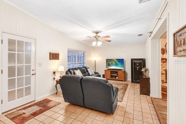 13221 TOM GALLAGHER ROAD, Dover, FL 33527