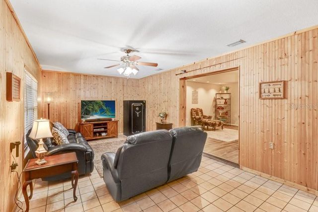13221 TOM GALLAGHER ROAD, Dover, FL 33527
