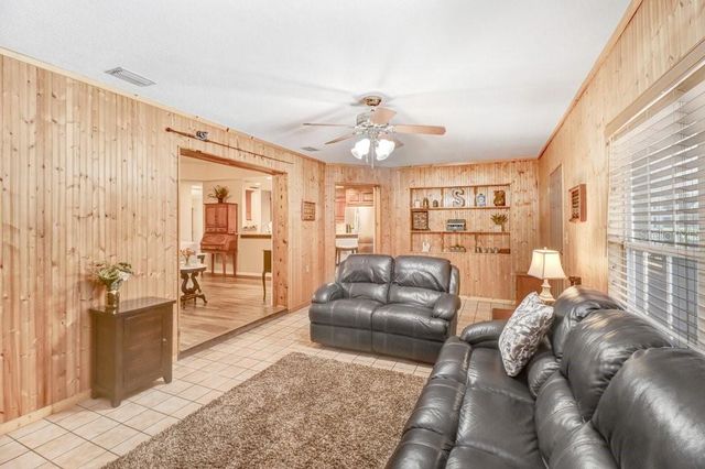 13221 TOM GALLAGHER ROAD, Dover, FL 33527