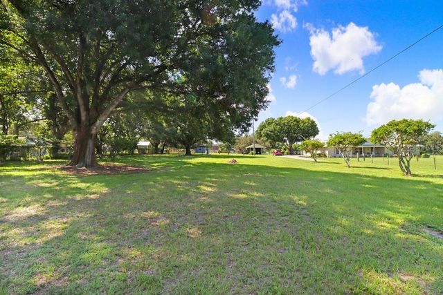 13221 TOM GALLAGHER ROAD, Dover, FL 33527