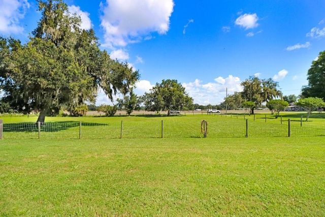13221 TOM GALLAGHER ROAD, Dover, FL 33527