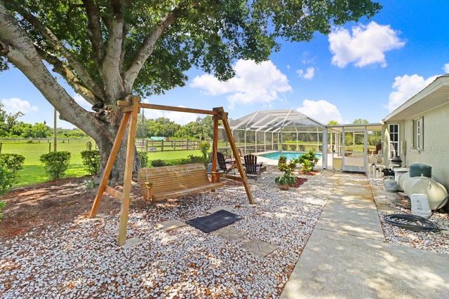 13221 TOM GALLAGHER ROAD, Dover, FL 33527