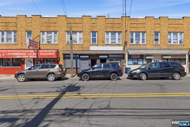 153 Sterling Avenue 1st floor, Jersey City, NJ 07305