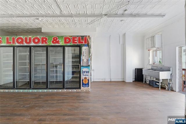 153 Sterling Avenue 1st floor, Jersey City, NJ 07305