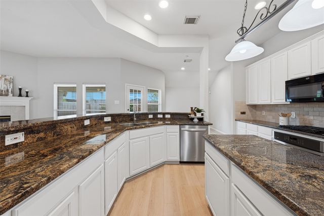 12307 Green Trails Drive, Stafford, TX 77477