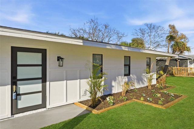 203 PARKWOOD LANE, Edgewater, FL 32132