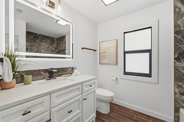 203 PARKWOOD LANE, Edgewater, FL 32132