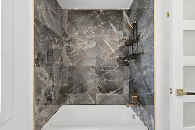 203 PARKWOOD LANE, Edgewater, FL 32132