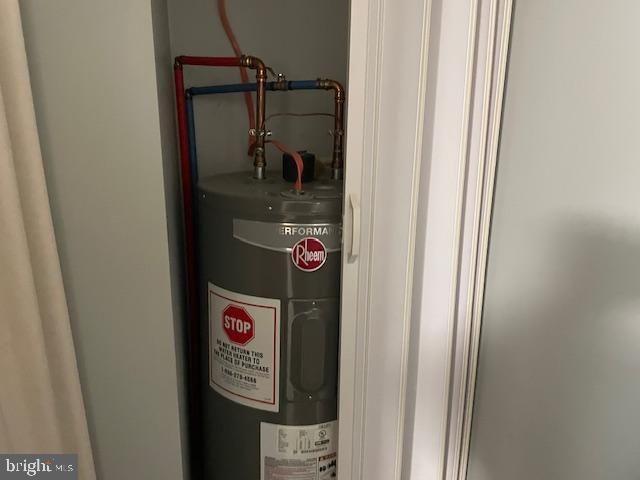 1 VICTORY AVE #8, Pennsville, NJ 08070