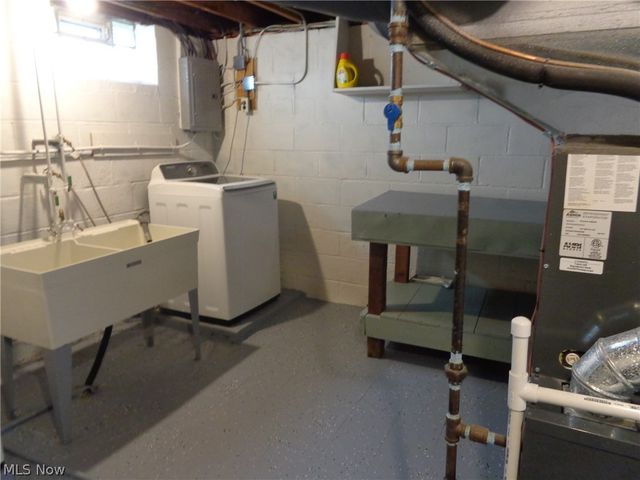 2506 Torrington Avenue, Parma, OH 44134